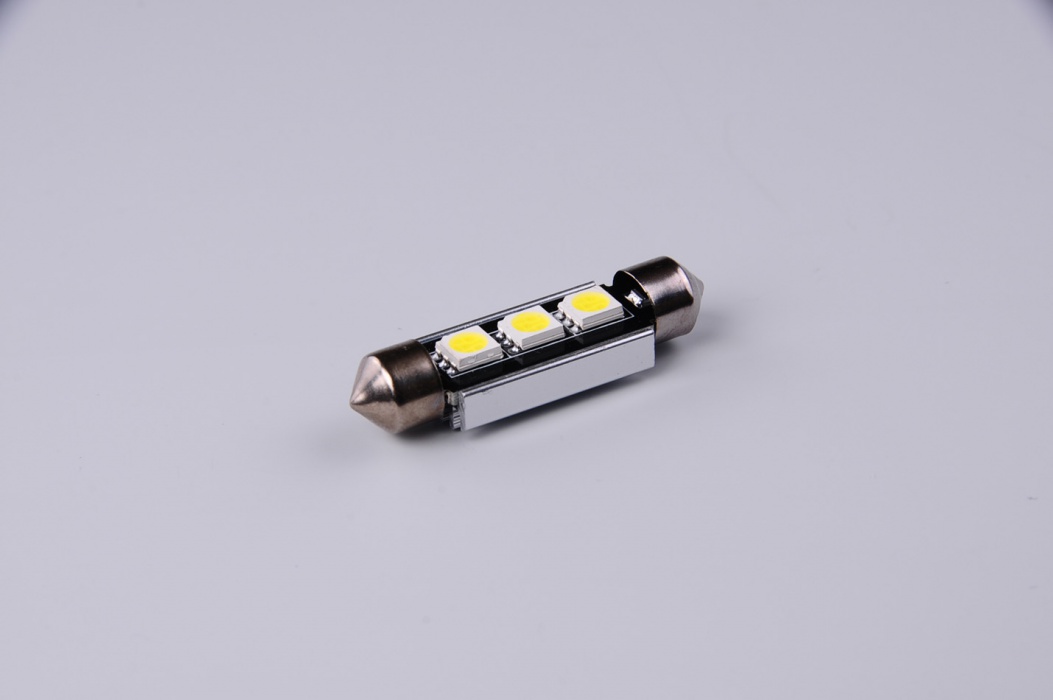 Žiarovka C10W LED AUTOLAMP 12V 10W Sufit 41mm CANbus Studená Biela