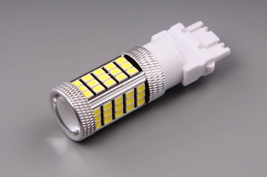 Žiarovka P27/7W LED (3157) AUTOLAMP 12,8V 27/7W W2,5x16q Studená Biela