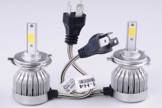 Auto-žiarovka H4 LED 12V 6500K 2000lm Studená biela - Set 2ks